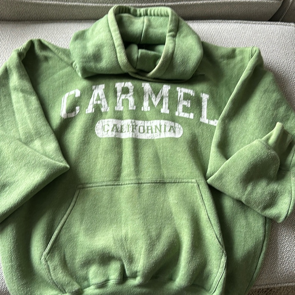 Women’s sweatshirt
